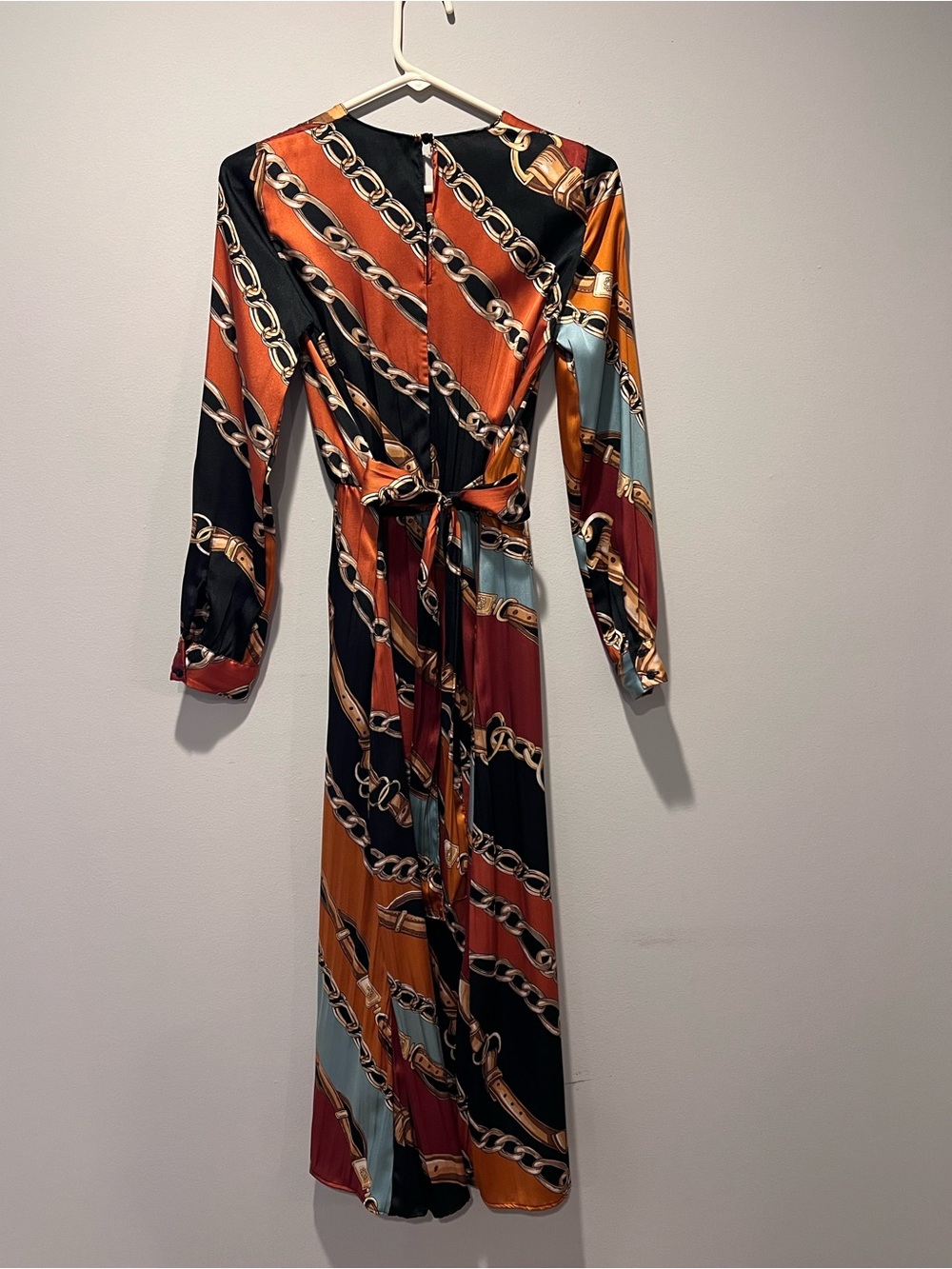 Zara Chain-Print Long Sleeve Maxi Dress in Black, Rust & Teal